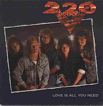 220 Volt : Love Is All You Need